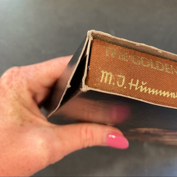 VINTAGE HUMMEL GOLDEN ANNIVERSARY HARDBACK BOOK - Picture 8 of 16